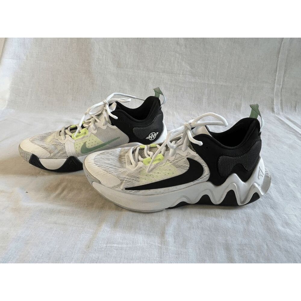 Men's Nike Giannis Immortality Basketball Sneakers, Size 9, Black/White